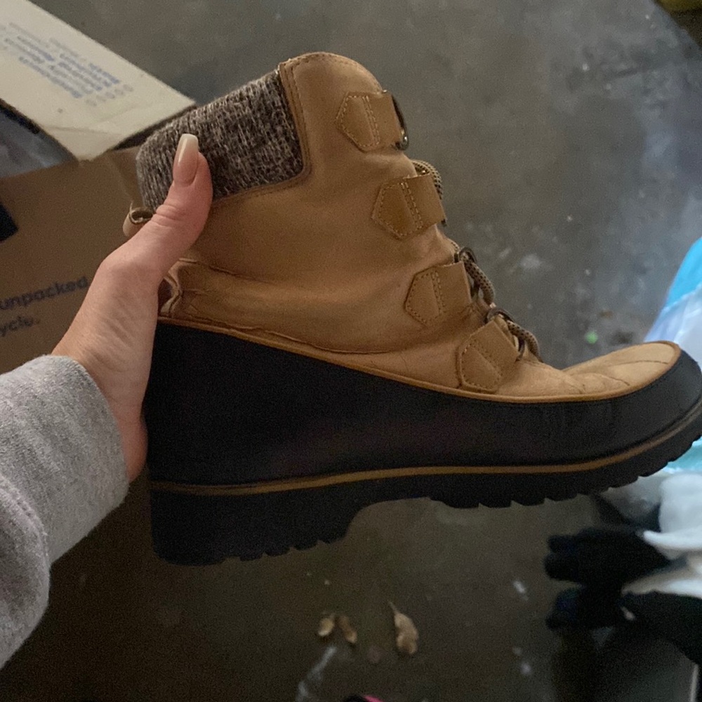 Worn 2xs. Great condition!